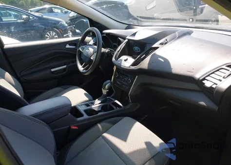 2019 Ford Escape Se z USA, uszkodzony, nr VIN 1FMCU9GD3KUB46236